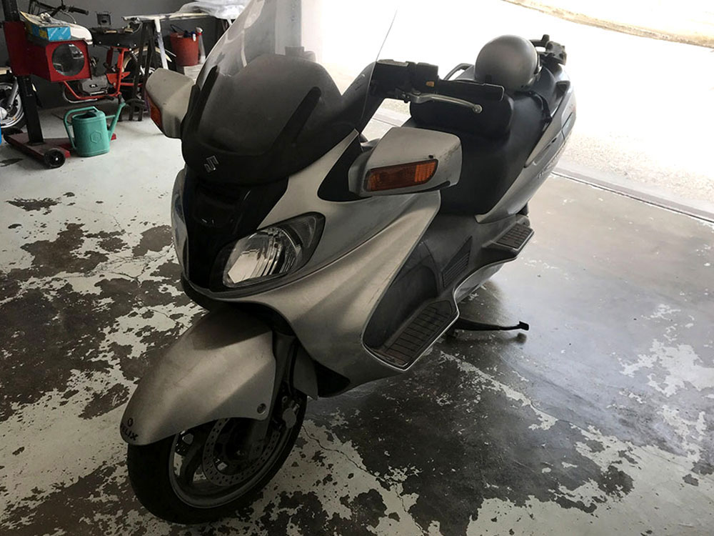 Nuova Carrozzeria di Autohaga per il Suzuki Burgman 400 Nuova Carrozzeria di Autohaga per il Suzuki Burgman 400