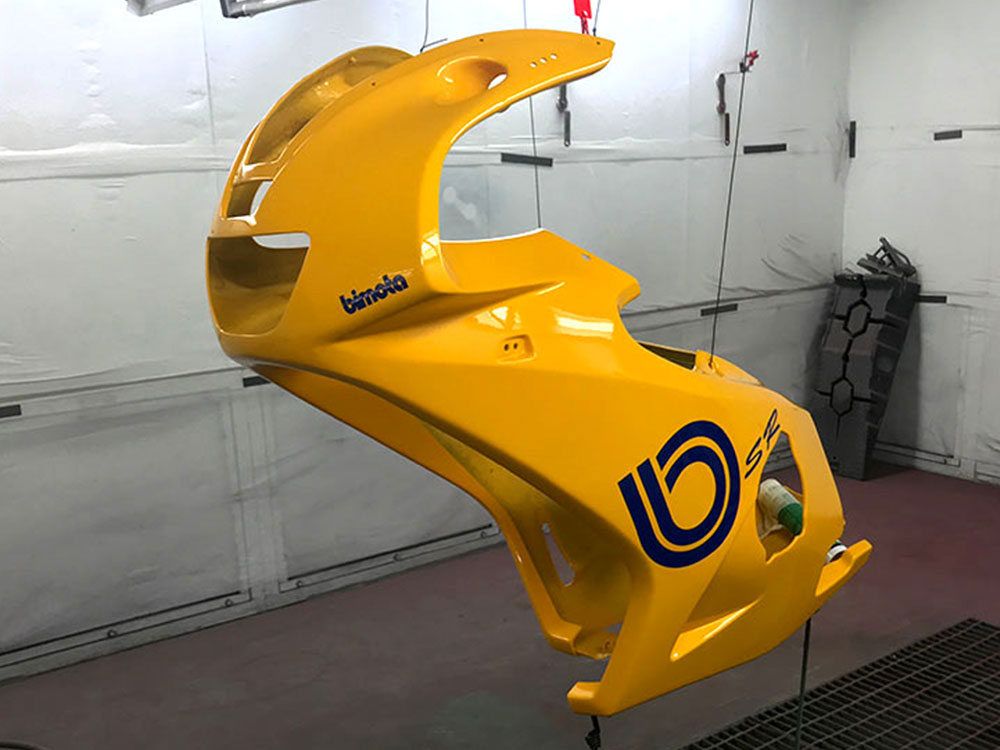 Riparazione di carrozzeria Autohaga su Bimota YB9 Riparazione di carrozzeria Autohaga su Bimota YB9